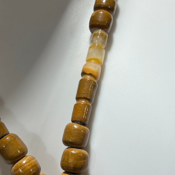 Vintage Honey Quartz Necklace - Picture 4 of 10